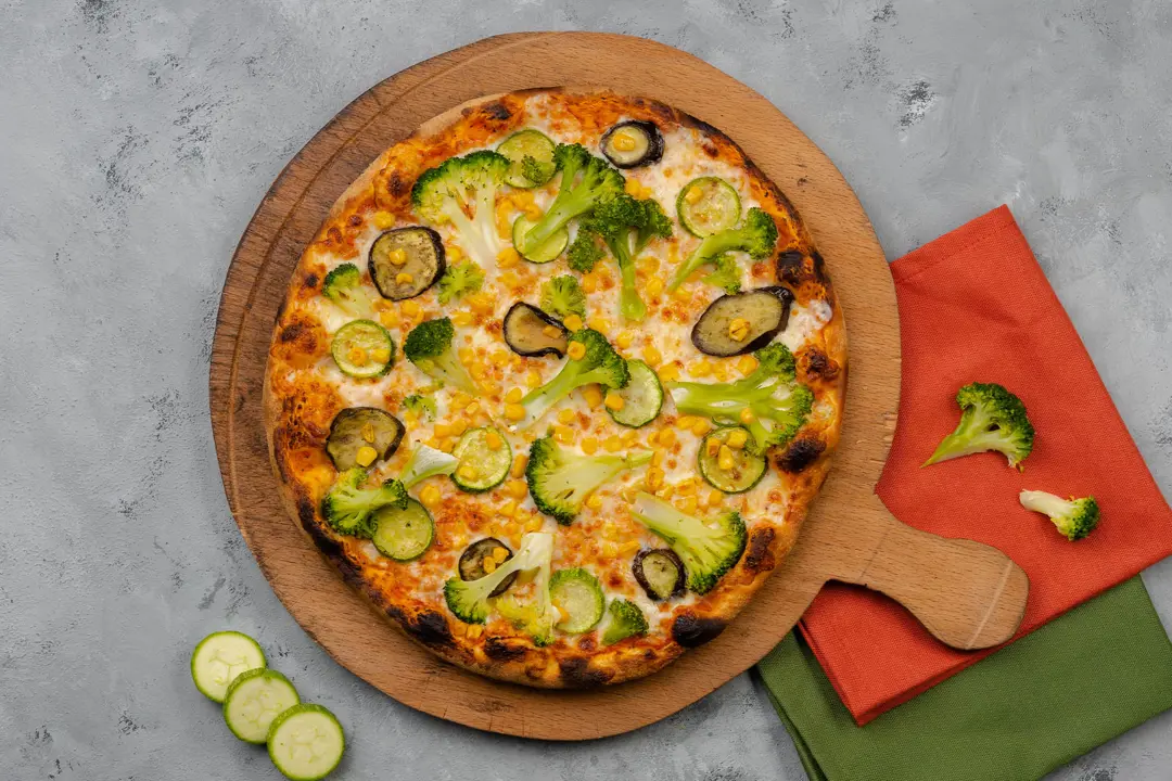 Gıda Fotoğraf Çekimi İzmir — Rosmarino Pizza Üst Açı Kompozisyon — mertakdurak.com