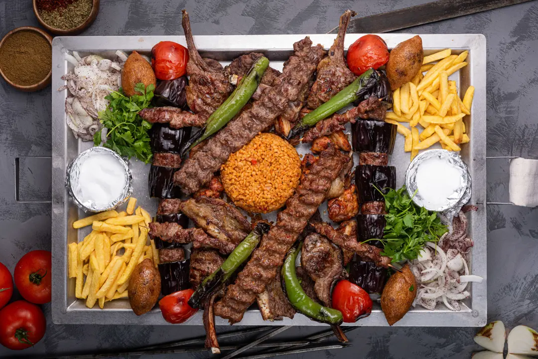 Gıda Fotoğraf Çekimi İzmir — Seyirtepe Restaurant Yakın Plan Detay — mertakdurak.com