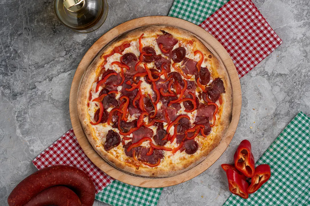 Gıda Fotoğraf Çekimi İzmir — Napolia Pizza Renk Kontrastı — mertakdurak.com