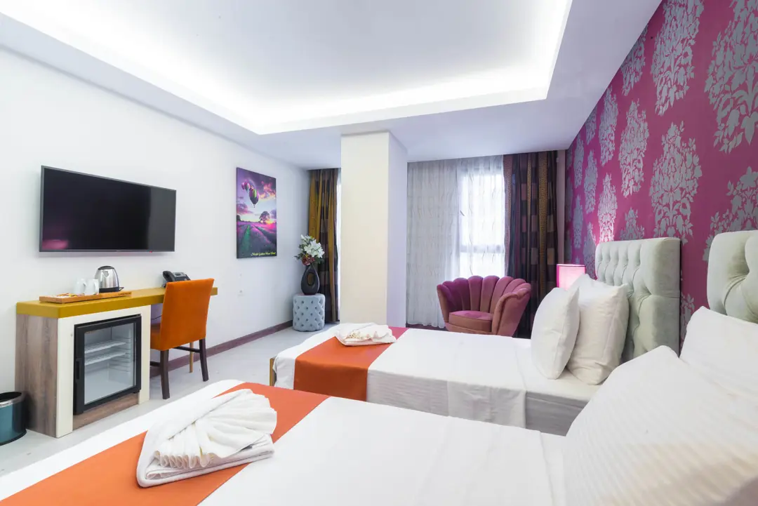 Mimari Fotoğraf Çekimi İzmir — Mayla Golden Horn Hotel Tente Detayları — mertakdurak.com