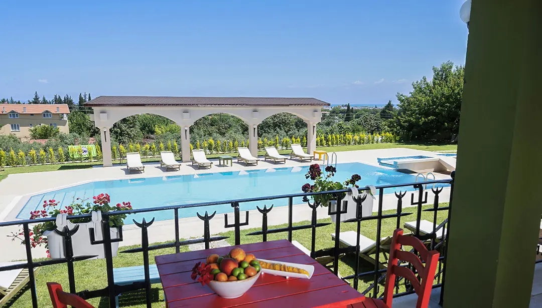 Mimari Fotoğraf Çekimi İzmir — Belizi-Köyce Hotel Doğal Işık Kullanımı — mertakdurak.com — 16
