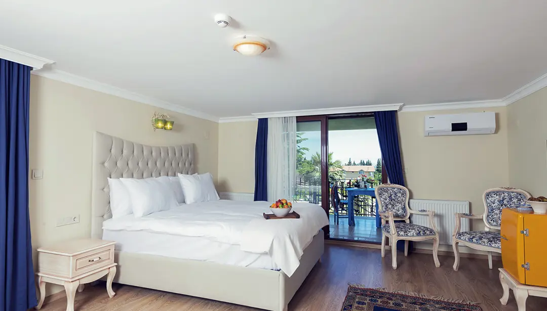 Mimari Fotoğraf Çekimi İzmir — Belizi-Köyce Hotel Doğal Işık Kullanımı — mertakdurak.com — 13