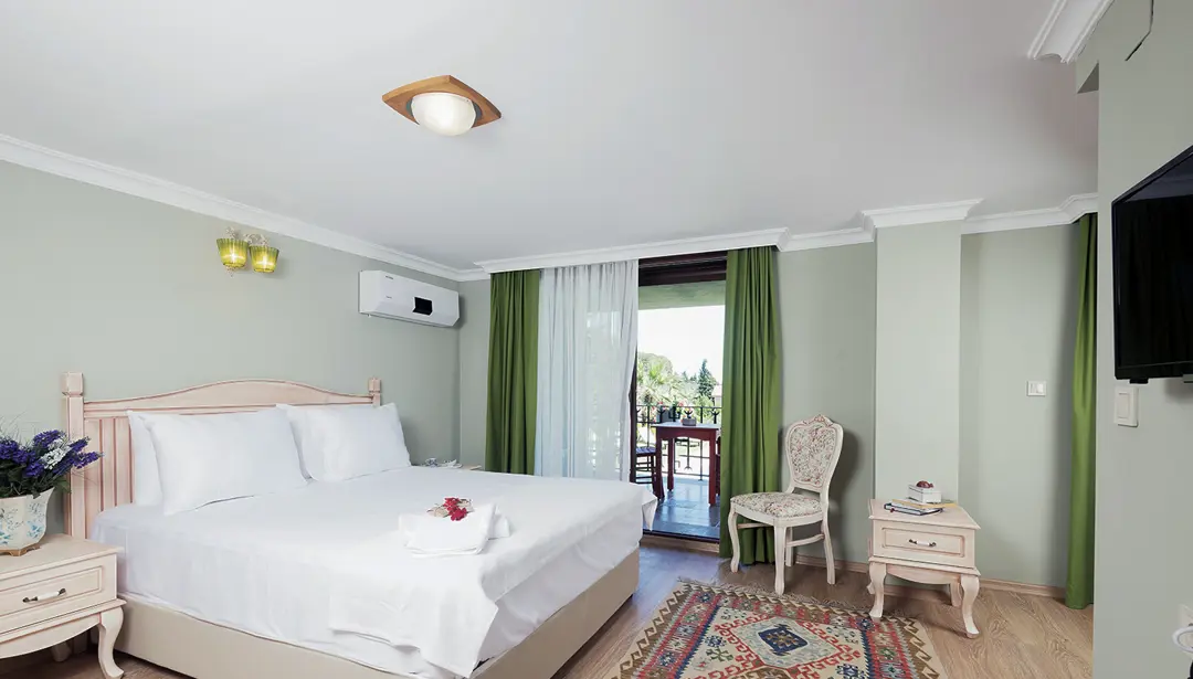 Mimari Fotoğraf Çekimi İzmir — Belizi-Köyce Hotel Doğal Işık Kullanımı — mertakdurak.com — 15