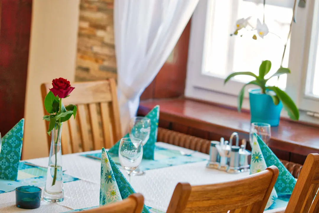 Mimari Fotoğraf Çekimi İzmir — Orient Grill Uzun Pozlama Tekniği — mertakdurak.com — 16