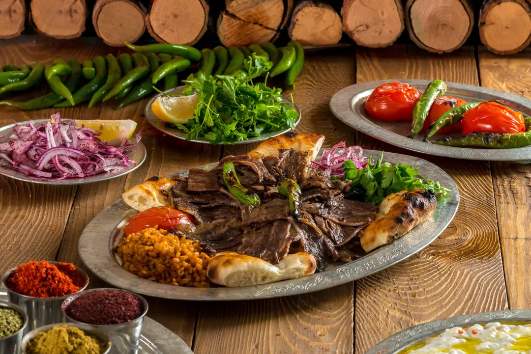 Gıda Fotoğraf Çekimi İzmir — Antepli Ramazan Usta Tek Nokta Işık — mertakdurak.com — 11
