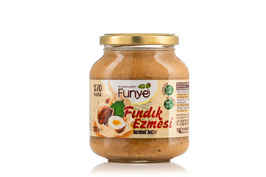 E-Ticaret Ürün Fotoğrafı İzmir — Funye Fındık Ezmesi Etiket Detayları — mertakdurak.com