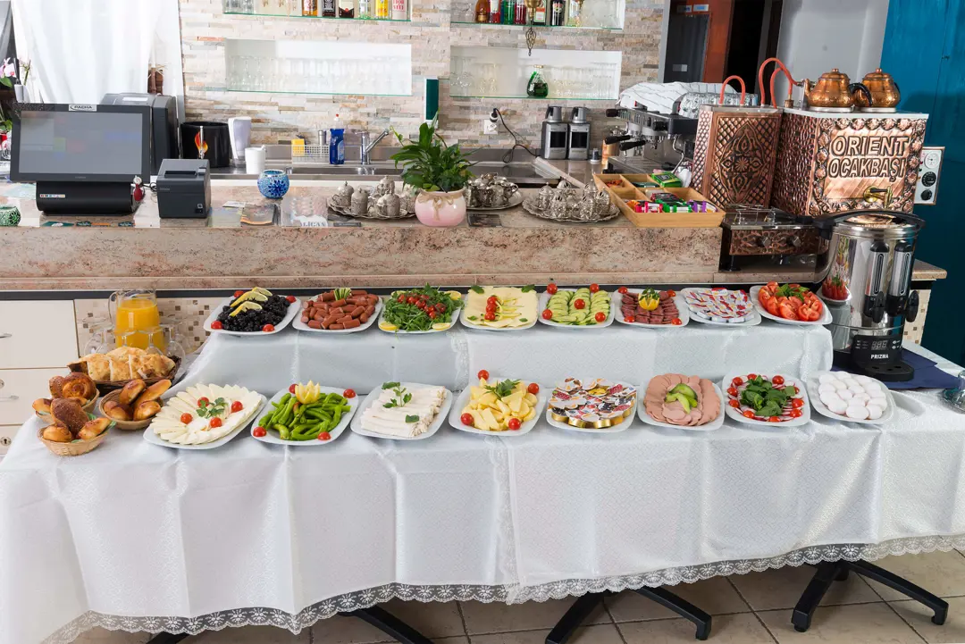 Mimari Fotoğraf Çekimi İzmir — Orient Grill Profesyonel Detaylar — mertakdurak.com