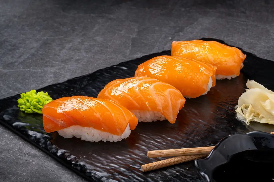 Somon Nigiri — Vibe Sushi İzmir Buca sushi fotoğraf çekimi, açılı çekim | Mert Akdurak