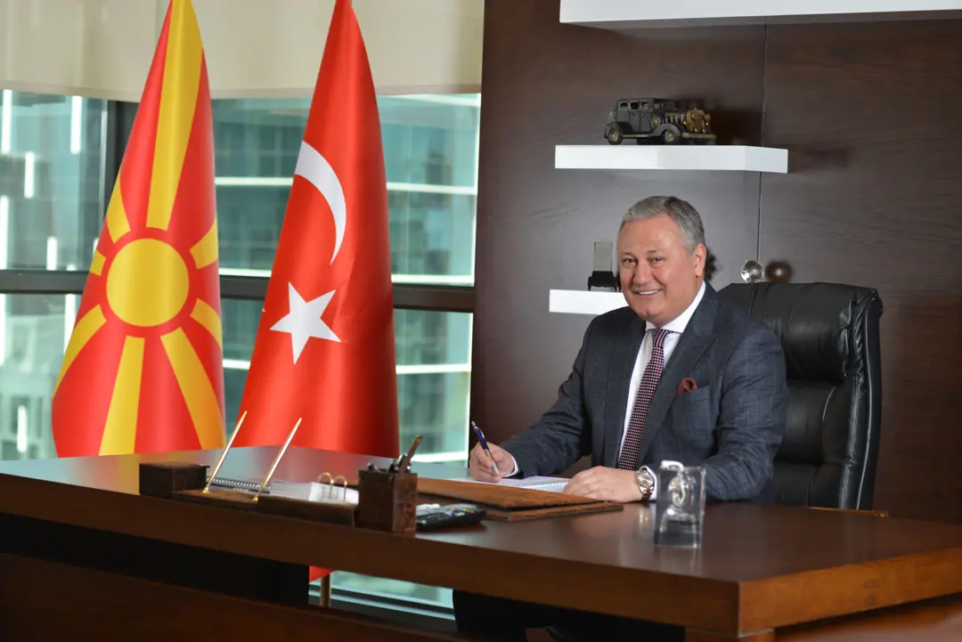Fabrika Fotoğraf Çekimi İzmir — Dönertaş İnşaat Ahşap Doku — mertakdurak.com