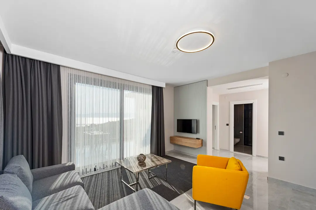 Mimari Fotoğraf Çekimi İzmir — Kadagan Suites Modern Bina Cephesi — mertakdurak.com — 13
