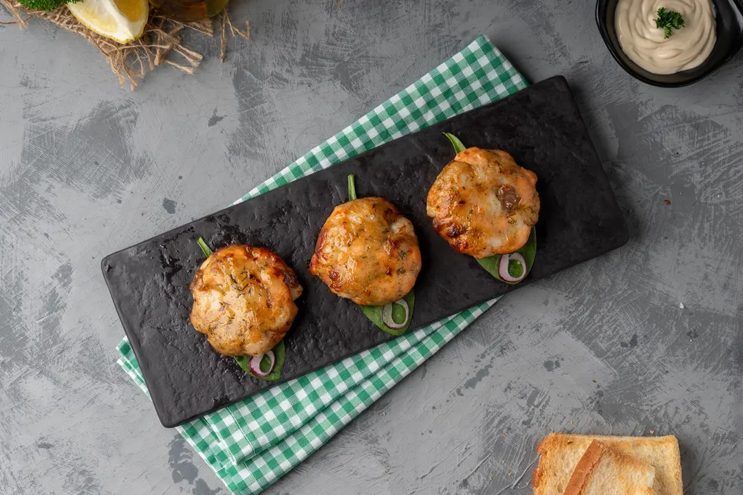 Gıda Fotoğraf Çekimi İzmir — Marex Deniz Ürünleri Doğal Işık Kompozisyonu — mertakdurak.com — 13