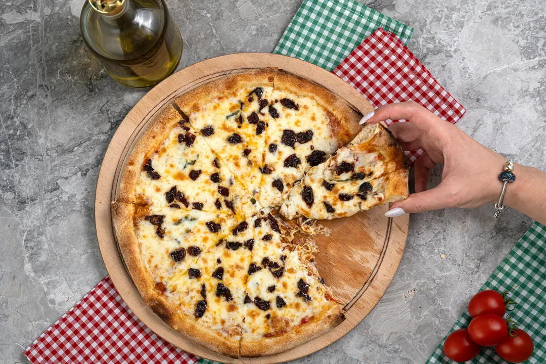 Gıda Fotoğraf Çekimi İzmir — Napolia Pizza Mantar Detayı — mertakdurak.com — 14